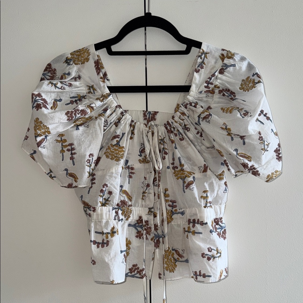 Ciao Lucia White Floral Puff-Sleeve Peasant Top